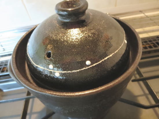 炊飯用土鍋(万古焼 ご飯釜 黒釉線紋)でごはんを炊く！