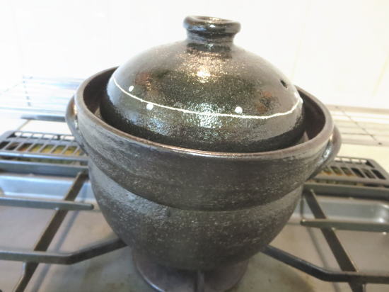 炊飯用土鍋(万古焼 ご飯釜 2合炊き 黒釉線紋)