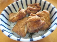 から揚げ丼(濃十草 軽量多様丼ぶり)