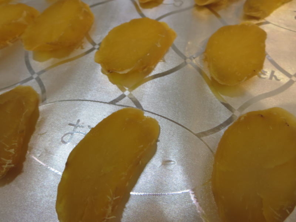 オーブントースターで低温(120度くらい)で焼く