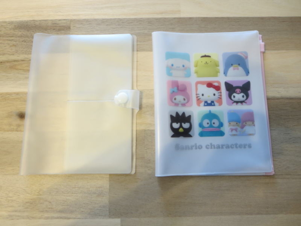 お薬手帳カバー(ケース)｜100円ショップ・セリア