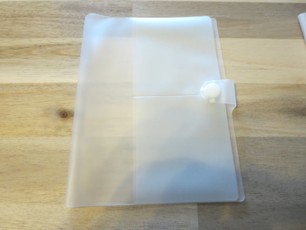 お薬手帳カバー(ケース)|100円ショップ・セリア